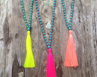 Neon Tassel Necklace, Howlite Mala Necklace, Hot Pink Tassel Necklace, Summer Necklace, Bead Necklace, 108 Mala Bead, Neon Pink Tassel
