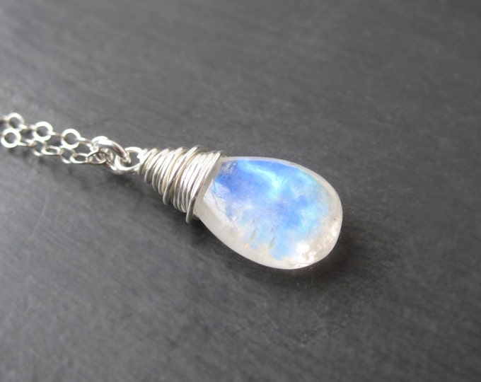 Moonstone Necklace Moonstone Jewelry Rainbow Moonstone Etsy