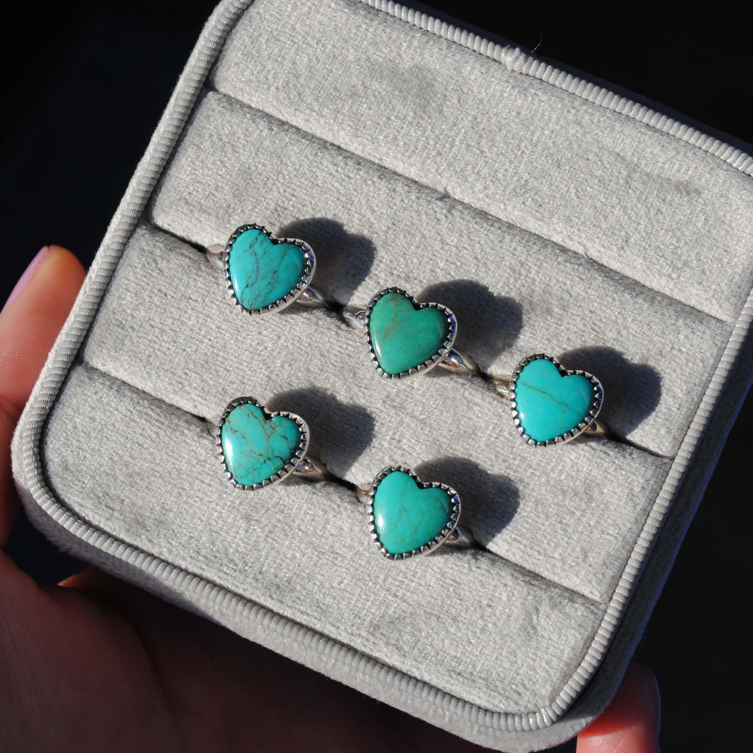 ターコイズ ハート型リング シルバー装飾 ターコイズ ハート リング 925シルバー | Voyage Jewelry Japan