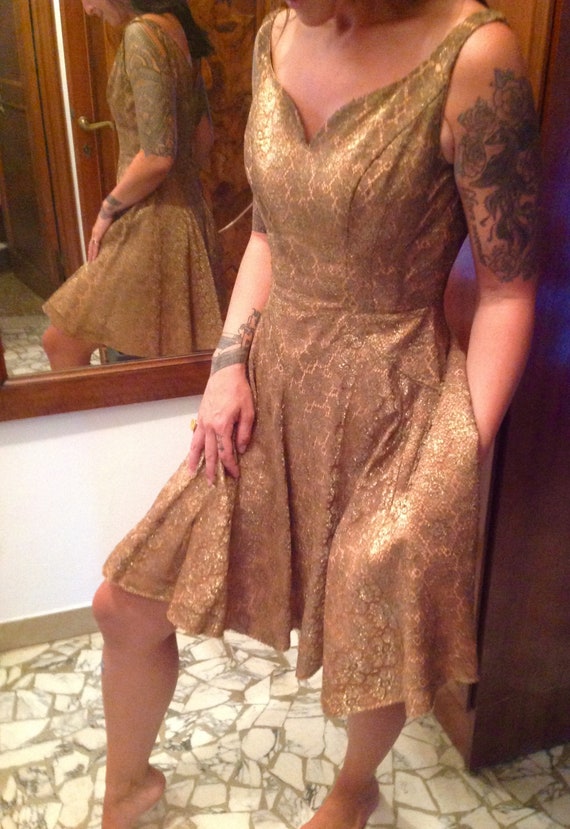 Rare Vtg 50s gold thread dress // 1950s gold spar… - image 5