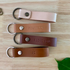 Personalised Leather Keyring 03 / Custom Keyring / Personalised Gift/ 3rd Anniversary Gift