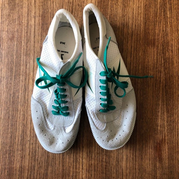 1970s tennis shoes