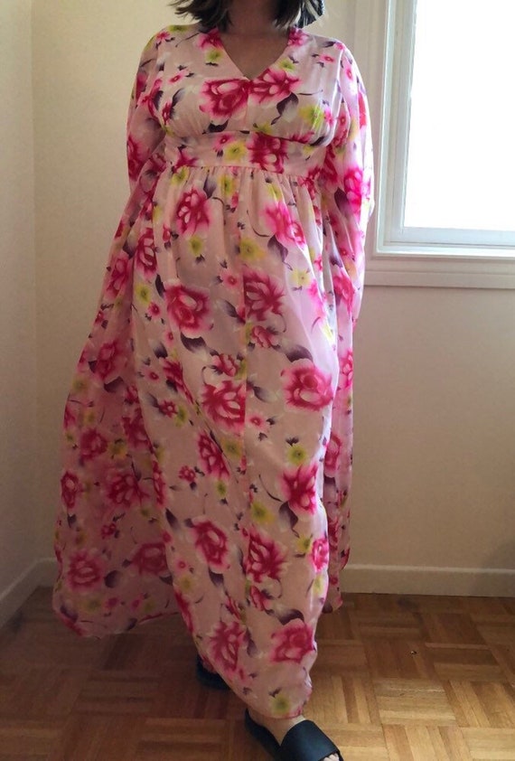 1970s floral maxi dress cape bell sleeves boho hip
