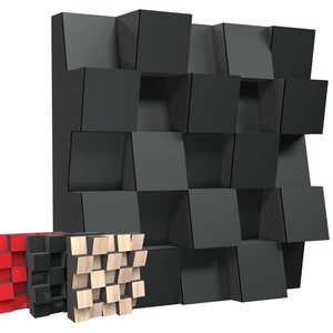 Op de afbeelding: Een set van drie akoestische panelen voor het geluiddicht maken van een kamer. De panelen zijn gemaakt van verschillende materialen, waaronder hout, zwart schuim en rood schuim. De panelen zijn in een verspringend patroon gerangschikt.