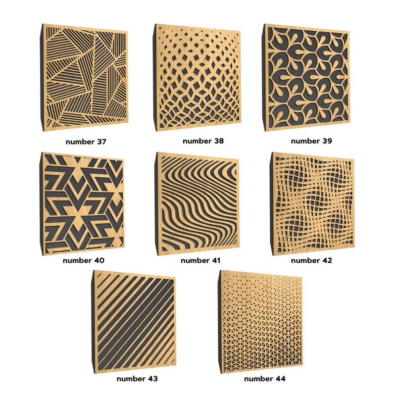 Puede incluir: Un conjunto de 8 paneles de madera con diferentes patrones geom&eacute;tricos recortados. Los paneles son todos del mismo tama&ntilde;o y est&aacute;n dispuestos en una cuadr&iacute;cula. Los patrones son todos en blanco y negro y son muy intrincados. Los paneles est&aacute;n hechos de madera marr&oacute;n claro.
