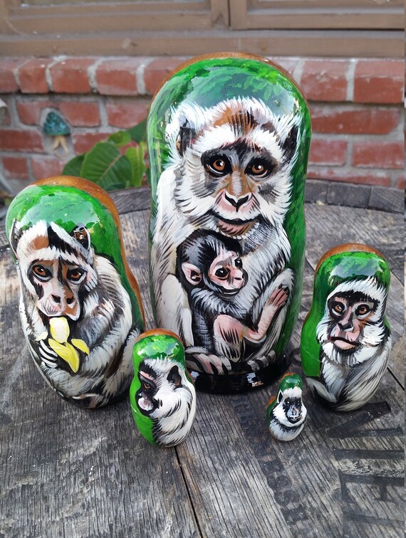 monkey nesting dolls