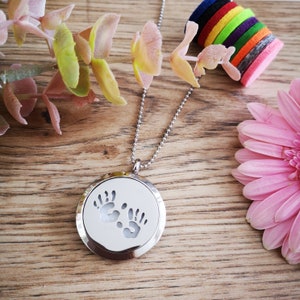 Mors dag-present - Kristallmedaljong med eterisk olja - Handavtryck / Aromaterapi / Doftande halsband