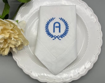 Embroidered Linen Napkins: Laurel Monogrammed Dinner Napkins, Set of 2