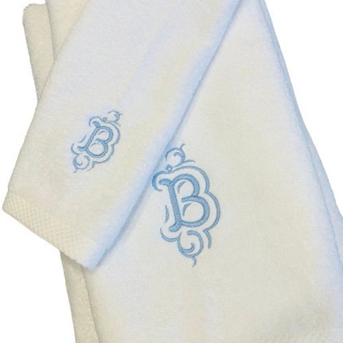 Monogrammed Luxury Bath Towel Set Hand Towels Wedding Gift Etsy