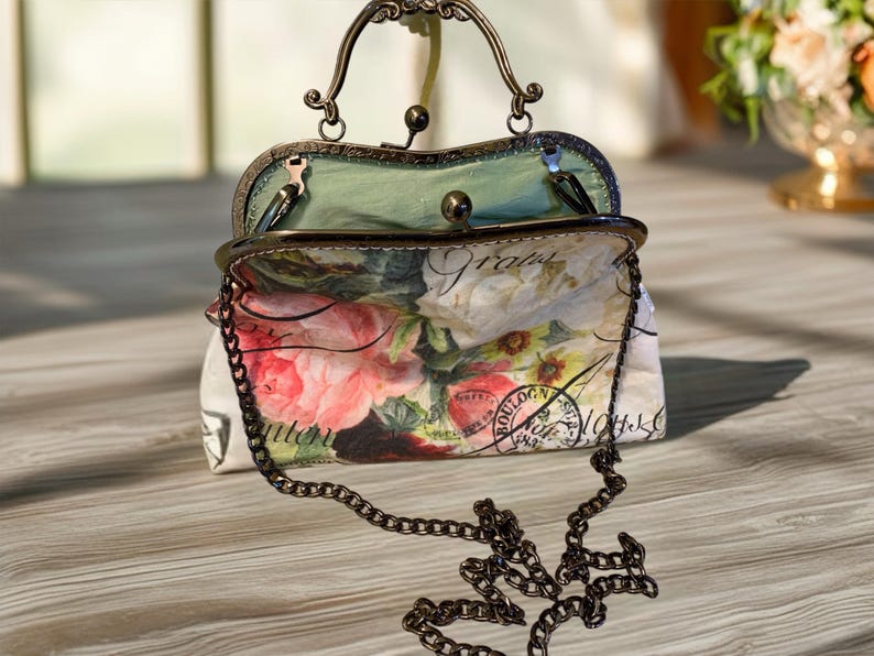 Rosey Canvas Kiss Clasp Bag: Vintage Style Handmade Handbag image 5