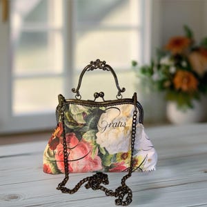 Rosey Canvas Kiss Clasp Bag: Vintage Style Handmade Handbag image 4