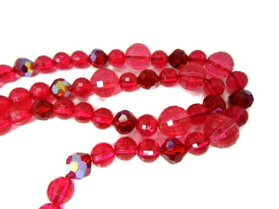 Raspberry Lucite Beads Necklace, Pink Lucite Bead… - image 2