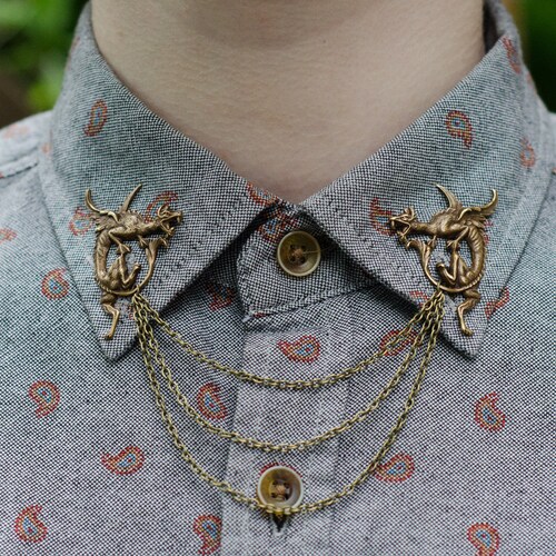 Gold Bee Collar Chain/ Cardigan Clip Etsy