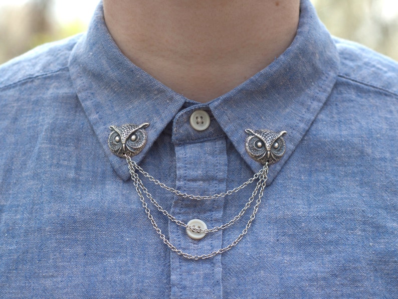 Silver Owl Head Collar Chain/ Cardigan Clip image 1