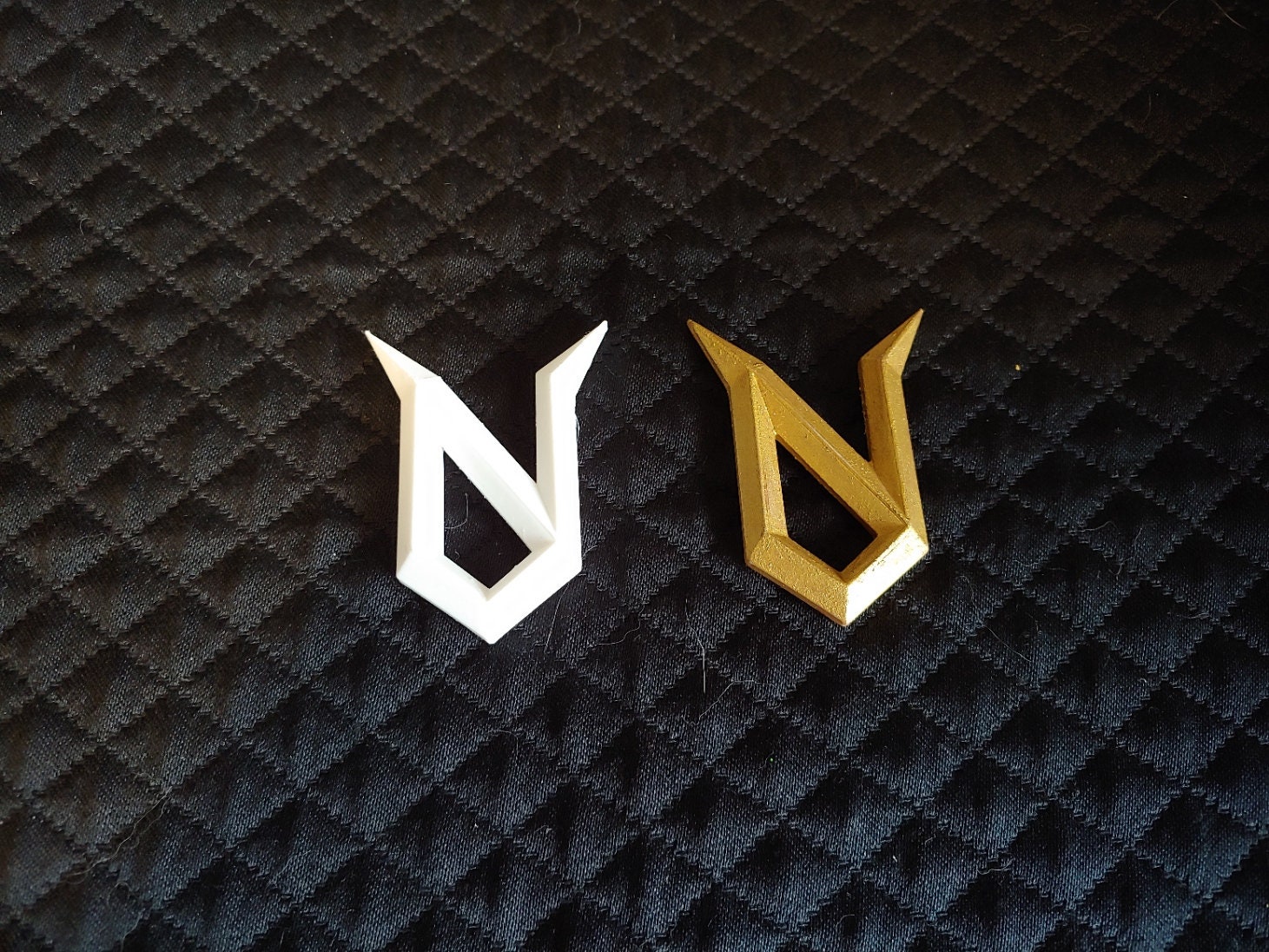 アンデッドアンラック 抽選100人限定 特製ユニオンバッジ 非売品 賞品 未開封】 アンデッドアンラック 100名抽選品 UNバッジ 13種 未開封