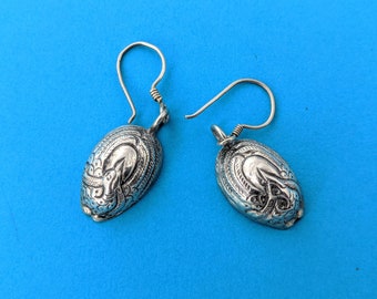 Himalaya Vintage Small Peacock Earrings // Sterling Peacock Dangle Earrings // Stylized Repousse Peacock Jewelry // Love Gift for Her