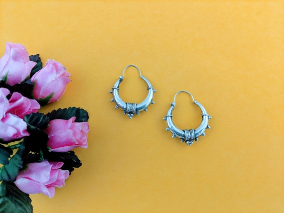 Himalayan Sterling Silver Water Jug Earrings // Vintage Earrings // Boho Hippie Earrings // 1980s Jewelry // Gift for Her // Hoop Earrings