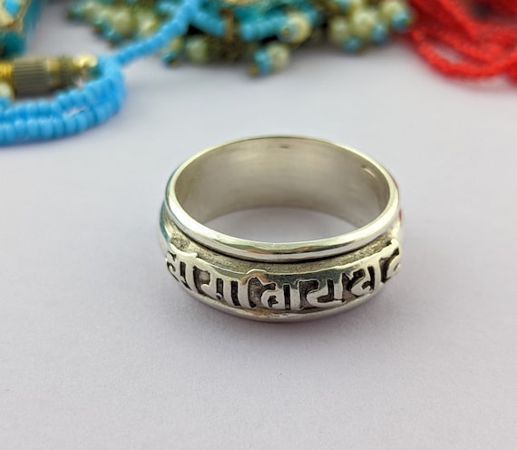 Tibetan on sale spinning ring