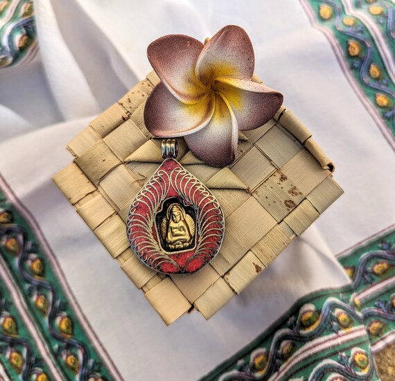 Miniature Enshrined Buddha Pendant // Tibetan Spi… - image 5