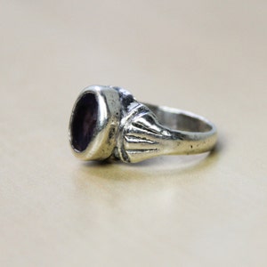 Vintage Himalayan Amethyst Sterling Silver Lotus Ring, Size 7 image 3