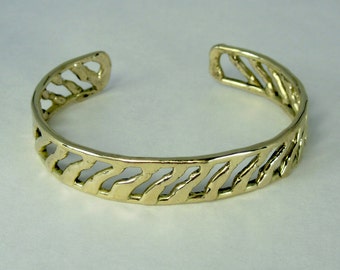 Beautiful Handmade Bronze "Diagonal Pattern" Bracelet