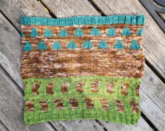 Bigfoot Cowl- PDF knitting pattern | modern | cryptid | colorwork