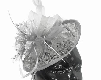 Grey Silver Feather Flower Disc Saucer Hat Fascinator Hair Races Wedding 6817