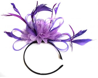 Caprilite Cadbury & Lilac Purple Feathers Fascinator sur bandeau