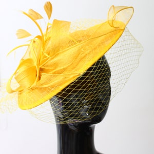 Caprilite Big Saucer Sinamay Yellow Birdcage Veil Fascinator On Headband Wedding Derby Ascot Races Ladies Hat