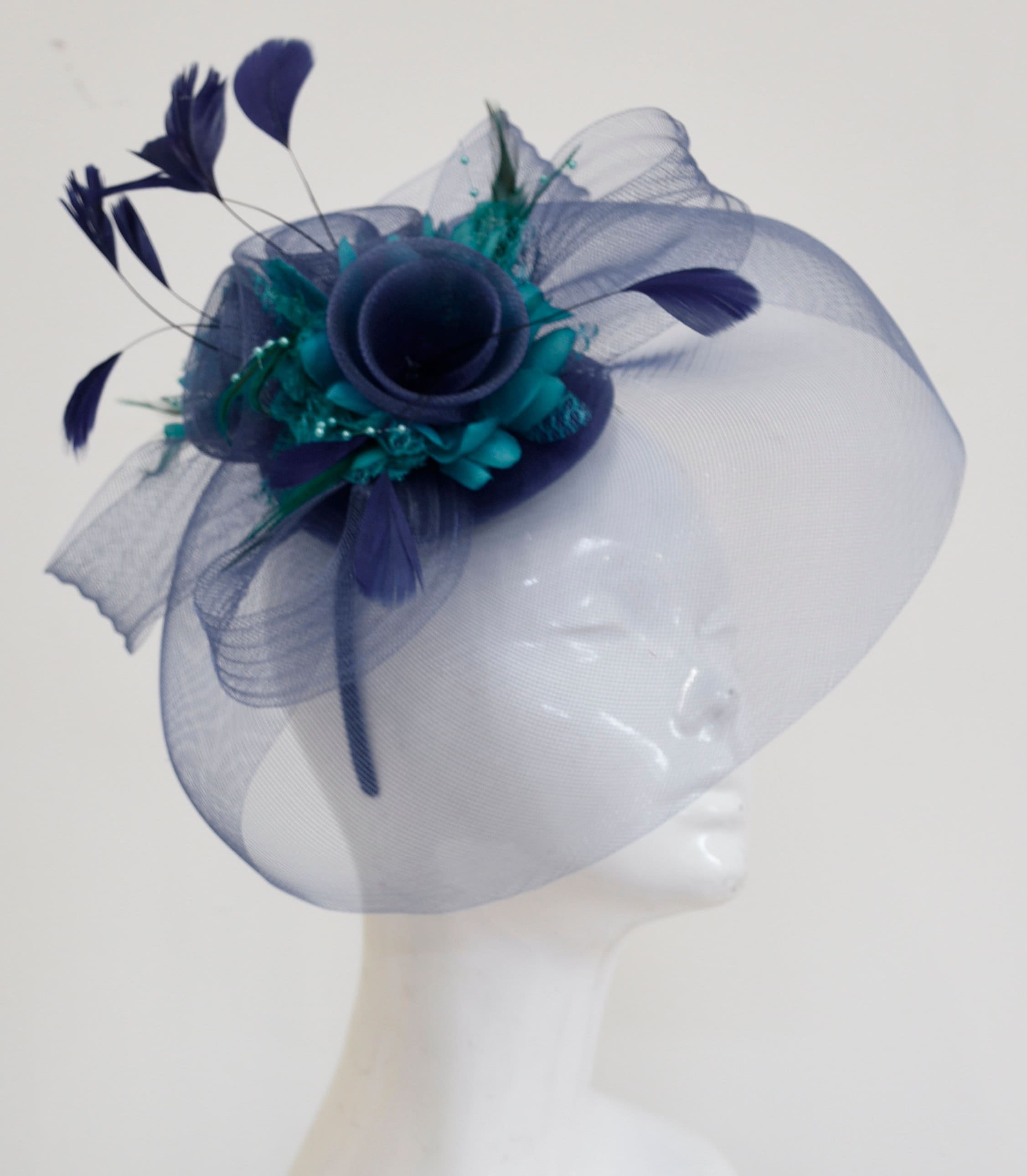 Large Feather Flower Net Fascinator clip /& Headband Royal Ascot Races Wedding