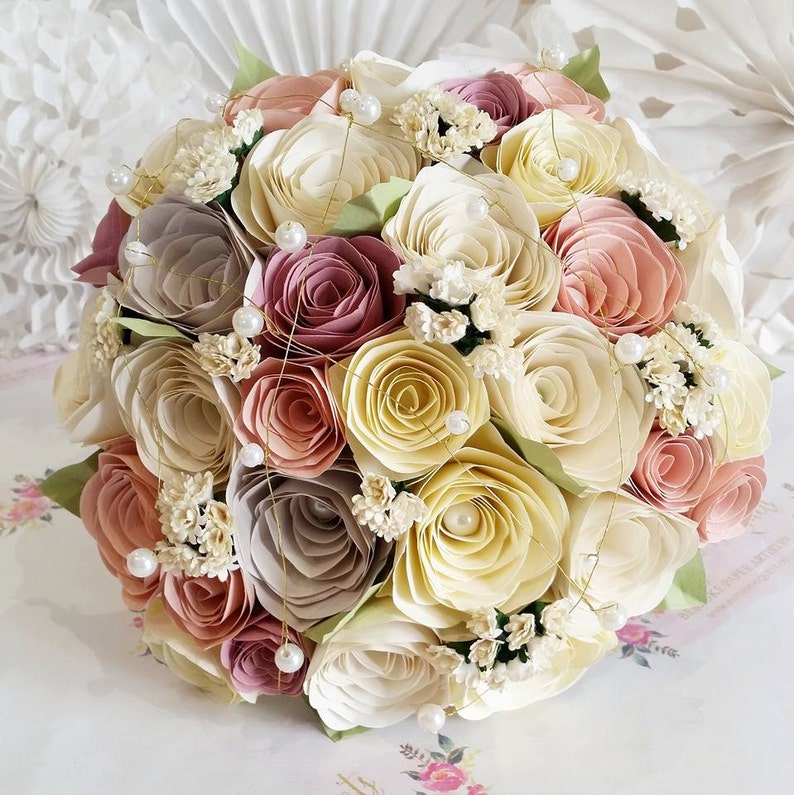 Papier Bouquet Fleurs Vintage Rustique Romantique Roses Vieux Rose Pour Bébé Champagara Rose Pastel Ivoire Crème Perle Bébés Souffle Unique Thème De