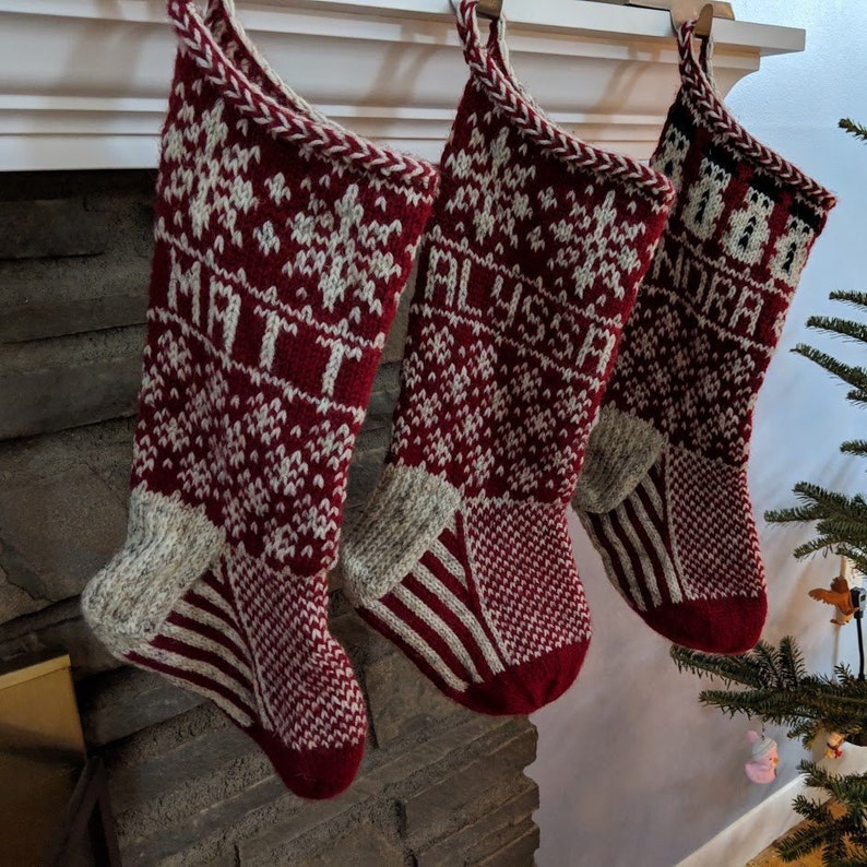 Pet Christmas Stocking, paws hand knit, fair isle, vintage inspired Knit With the Wind image 5
