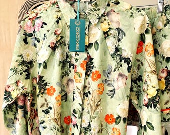 Vintage Floral Print Cotton woman shirt  Sage Green & Orange palette
