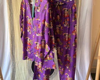 Pyjama woman set made in cotton purple with Frida  Kahlo print