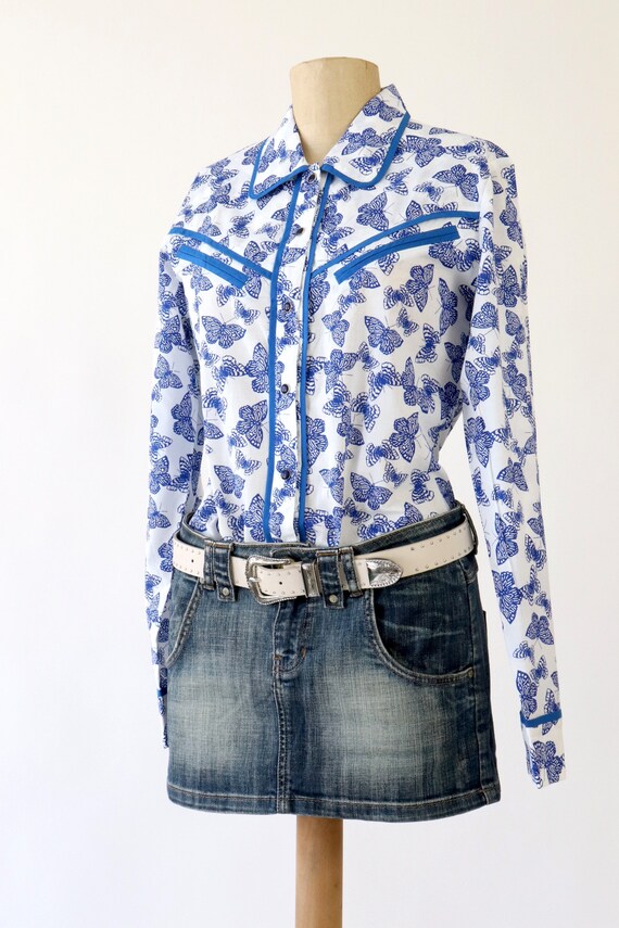Western style Americana  blouse shirt  handmade Butterfly blue print in cotton  with pipping