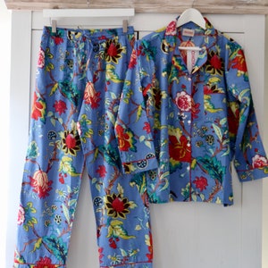 RIKKOK0 lounge pyjama made in pure cotton BLUE long pants and sleeves with pockets FLORAL print image 3
