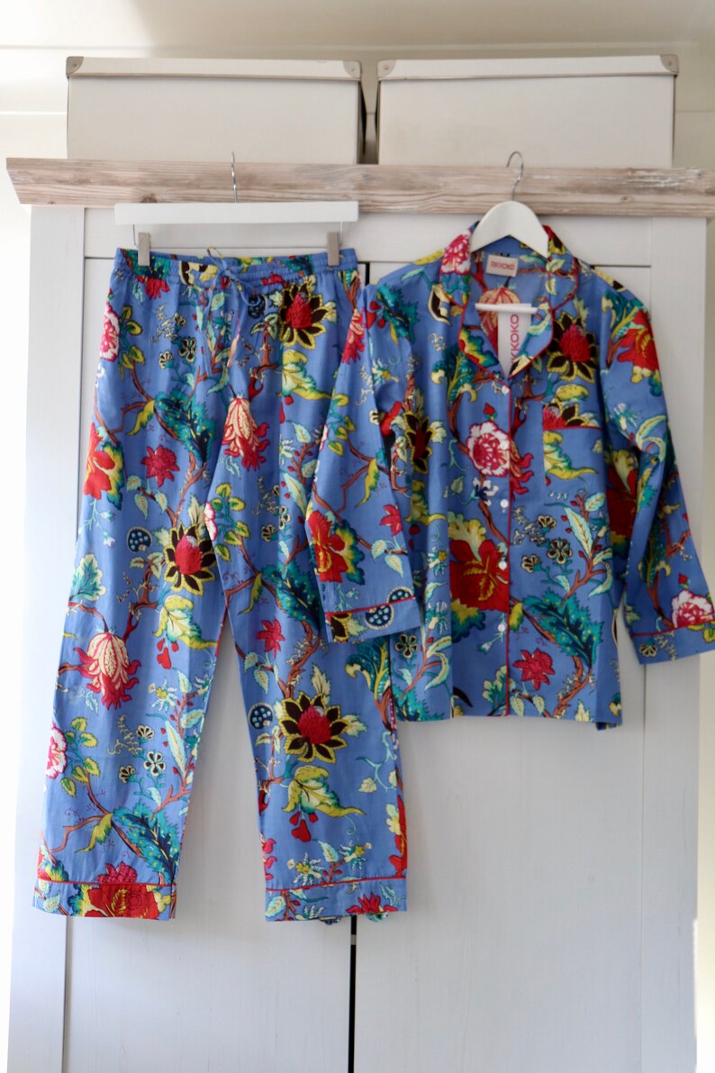 RIKKOK0 lounge pyjama made in pure cotton BLUE long pants and sleeves with pockets FLORAL print image 3