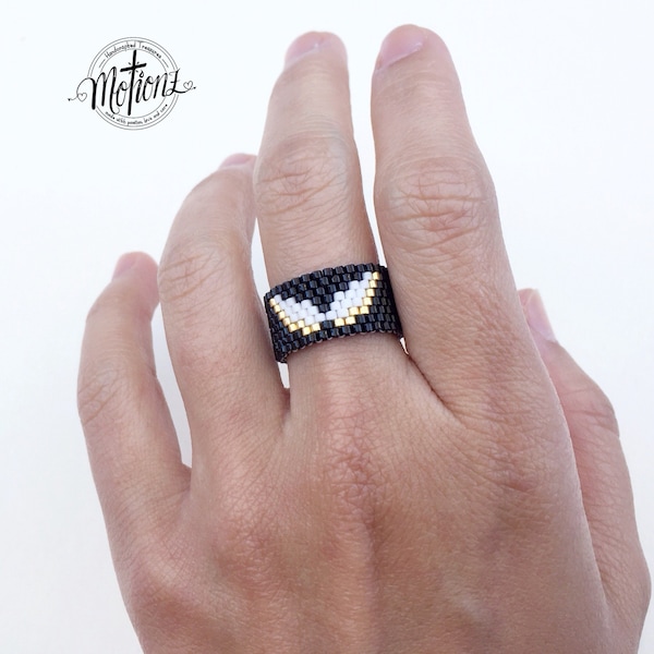 Angels Wings Miyuki Wide Band Statement Bague Noir, Blanc, Or Tissé à la main