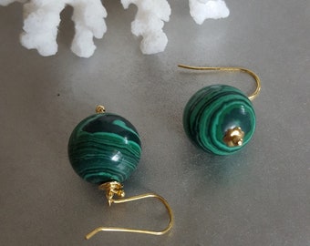 Nephrite Jade Tiny Stud Earrings Raw Gemstone Surgical Steel Stud Crystal Healing Stone Yoga Irregular Cut Rouge Boho Bohemian Jewelry