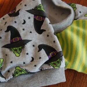 PurrWear  Spooktacular Halloween Jersey Shirt for Sphynx, and all cats. Cat clothing