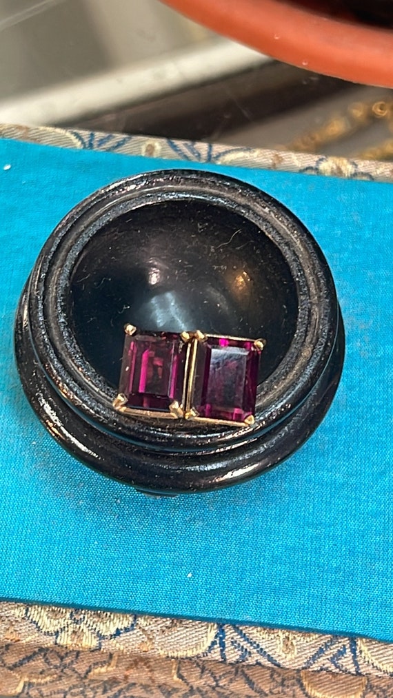 14k Emerald cut Garnet Post Earrings - image 3
