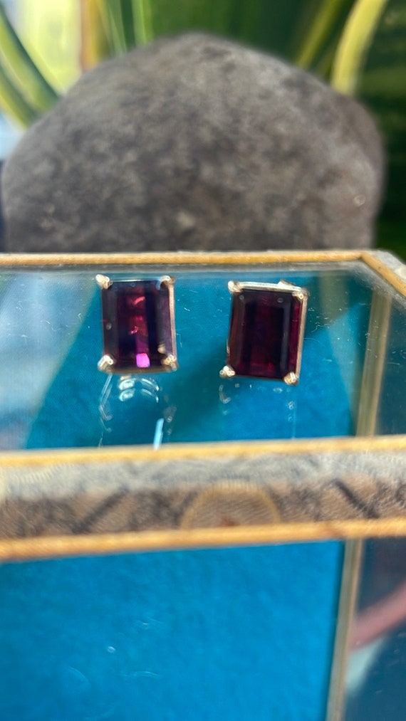 14k Emerald cut Garnet Post Earrings - image 2