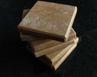 Juego de posavasos de piedra de seis de travertino antiguo natural