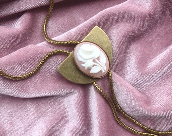 Vintage Floral Cabochon Oval Half Moon Bolo and hammered brass blush snake chain Bolo 36” modern trendy geometric casual Pink White cameo