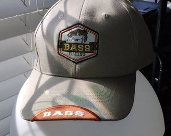 Vintage Bass Fishing Baseball Cap Trucker Hat - New Condition