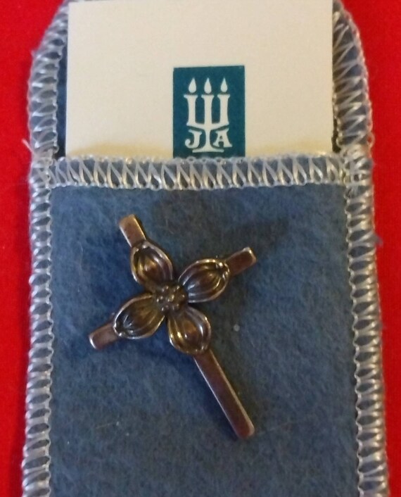 James avery dogwood charm store