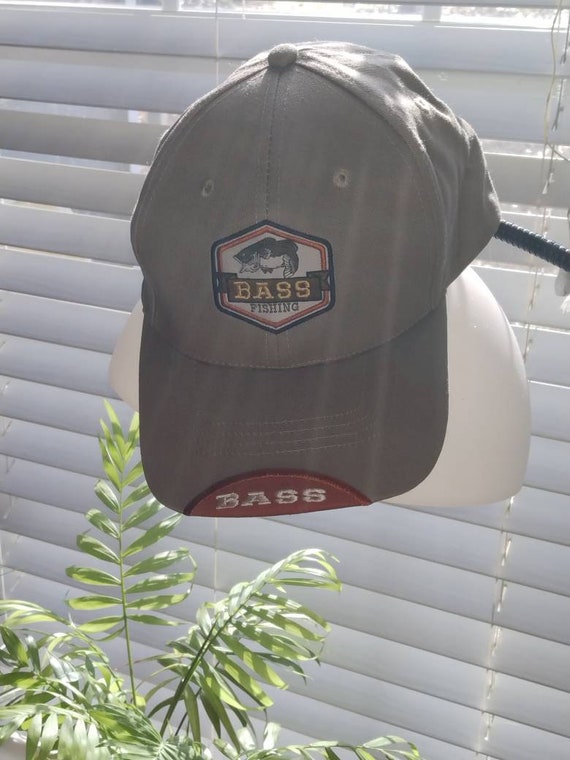 Vintage Bass Fishing Baseball Cap Trucker Hat New Condition 