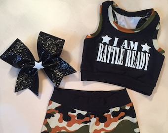 "Der ""Taylor"" Sport-BH, die Spandex-Shorts und optional die passende Schleife / I am Ready / Tanzkleidung / passendes Crop Top / Camouflage."