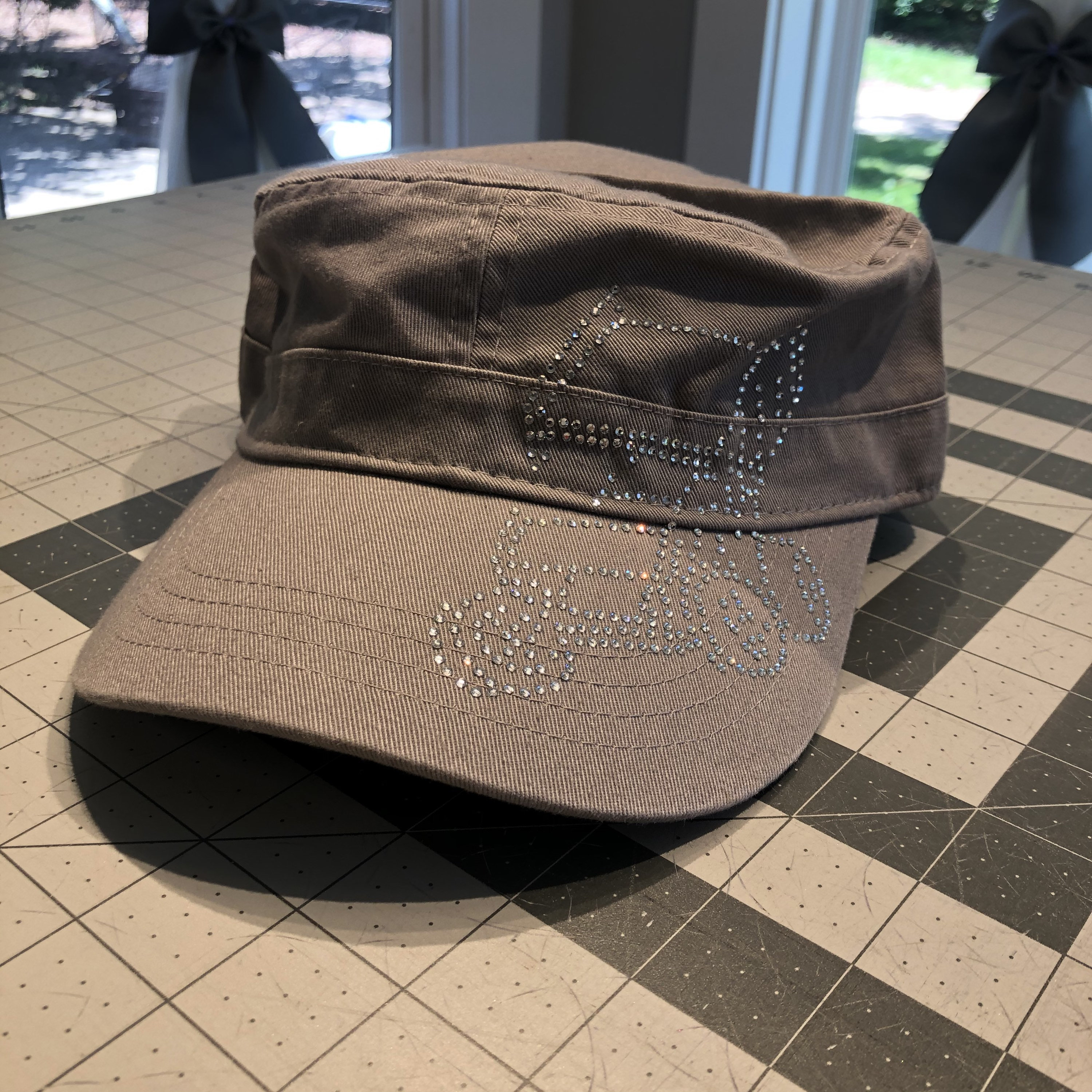 Silver Rhinestoned Sprint Car on Grey 
