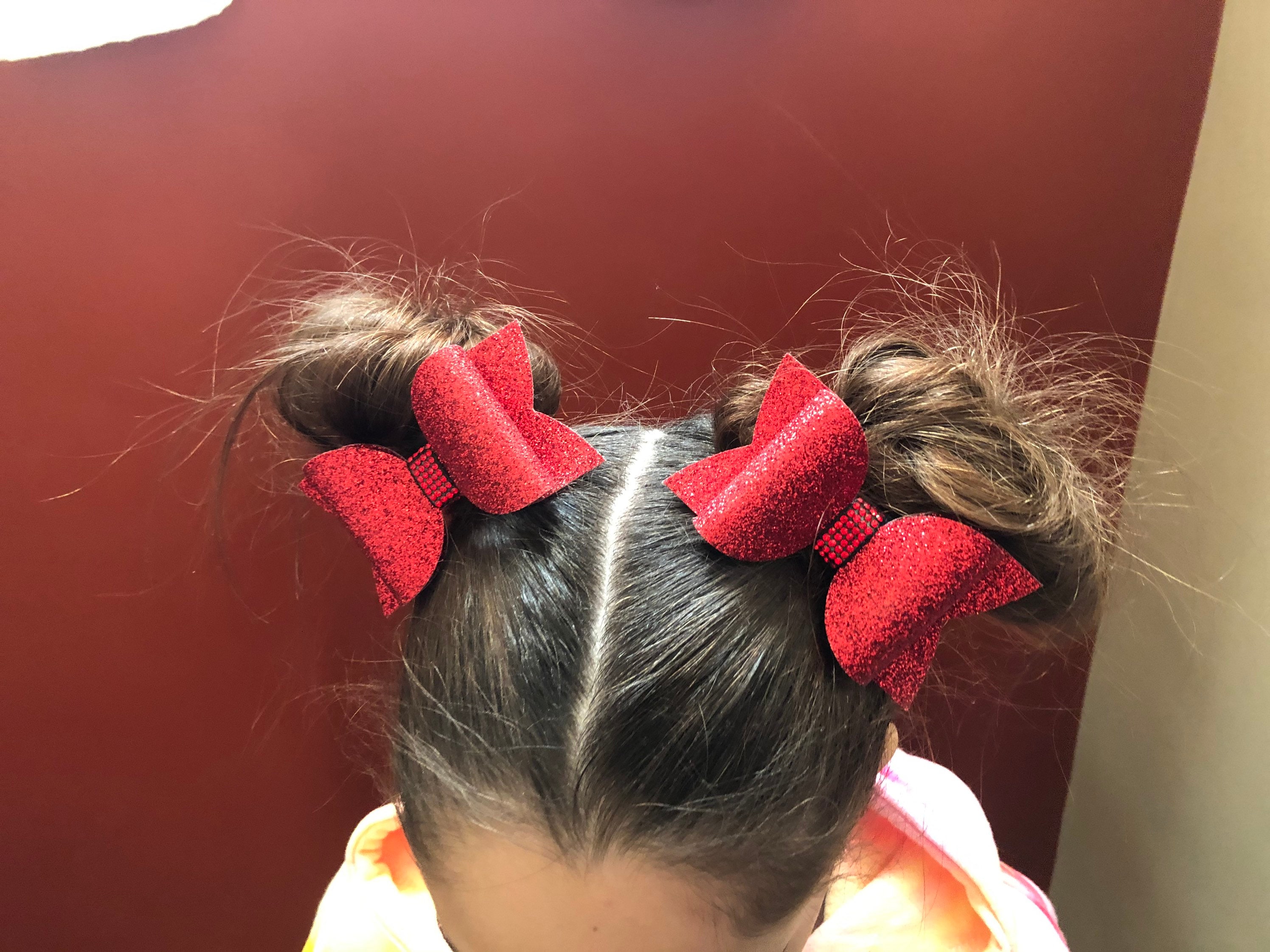 Ciocca di capelli ricci e ondulati sintetici per chignon spettinato